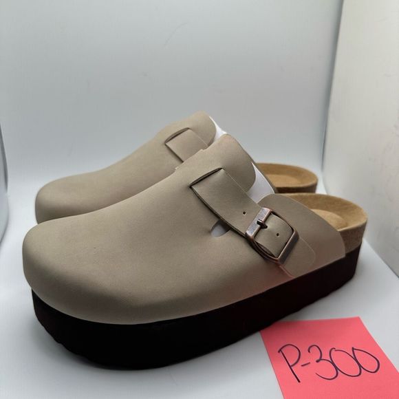 CUSHIONAIRE Women's Cork Footbed Platform Clog 9 SAND - Picture 3 of 7